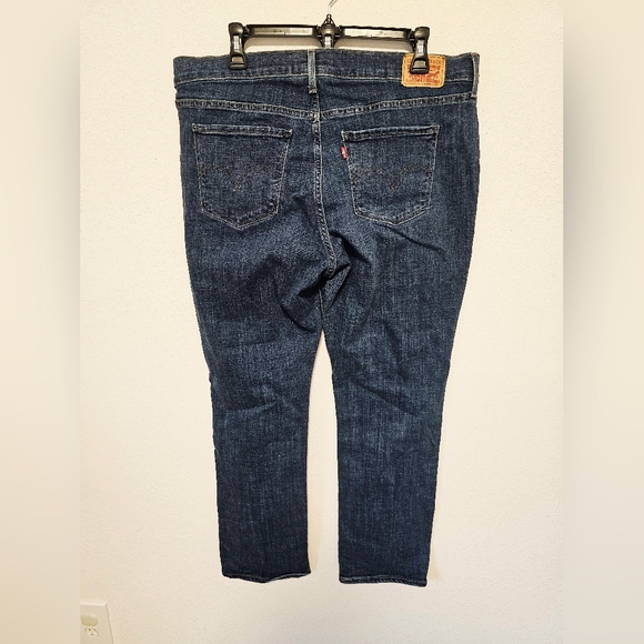 Levi's Strauss Classic Straight Women's Blue Denim Jeans Plus Size 16W - Picture 3 of 8